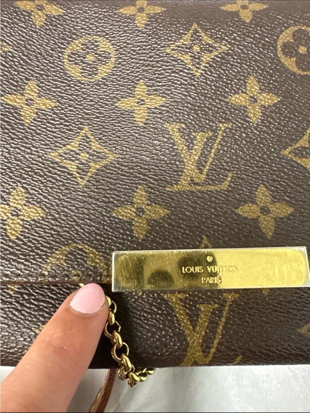 Louis Vuitton Favorite PM Monogram purse – Discontinued Style